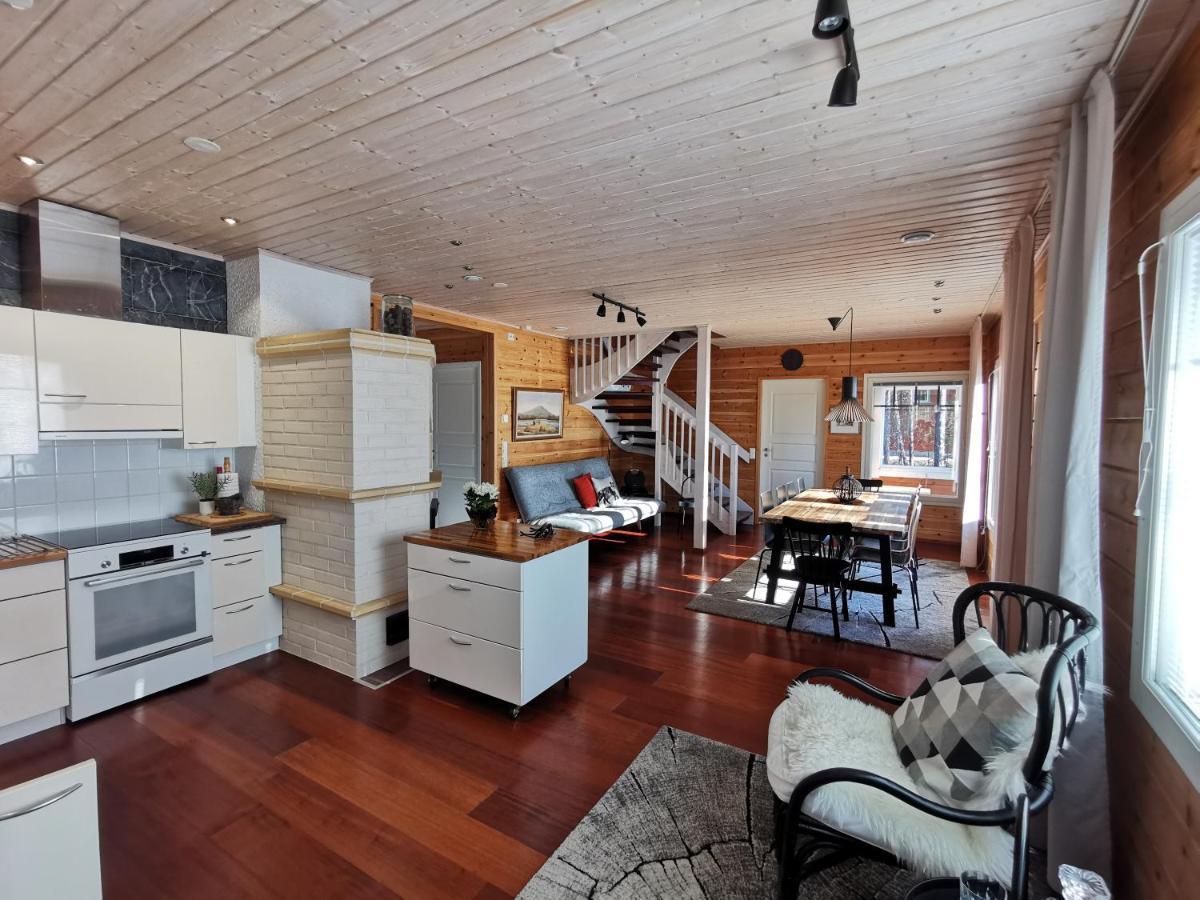 Autumn Leaf Ivalo Villa Екстериор снимка